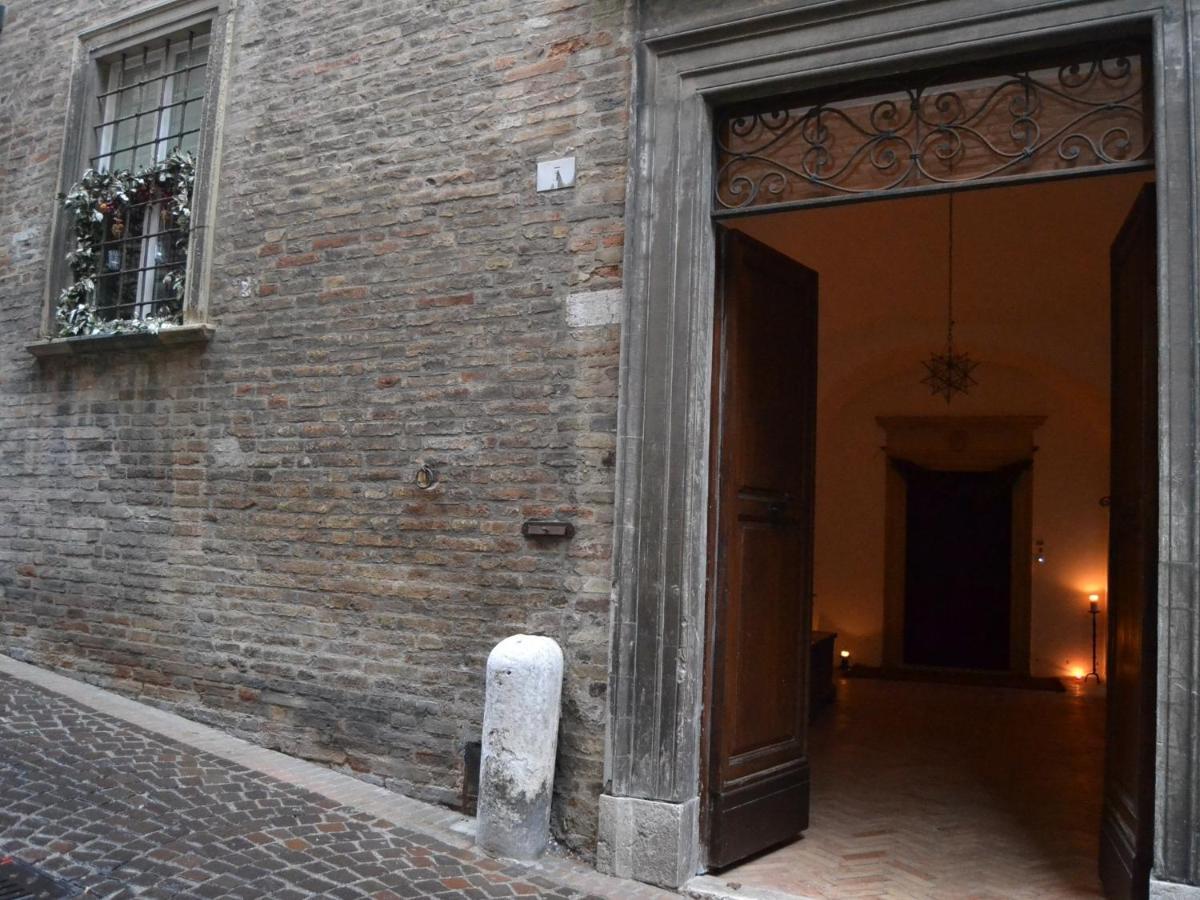 Sanpolo 1544 Antique Room Urbino Kültér fotó